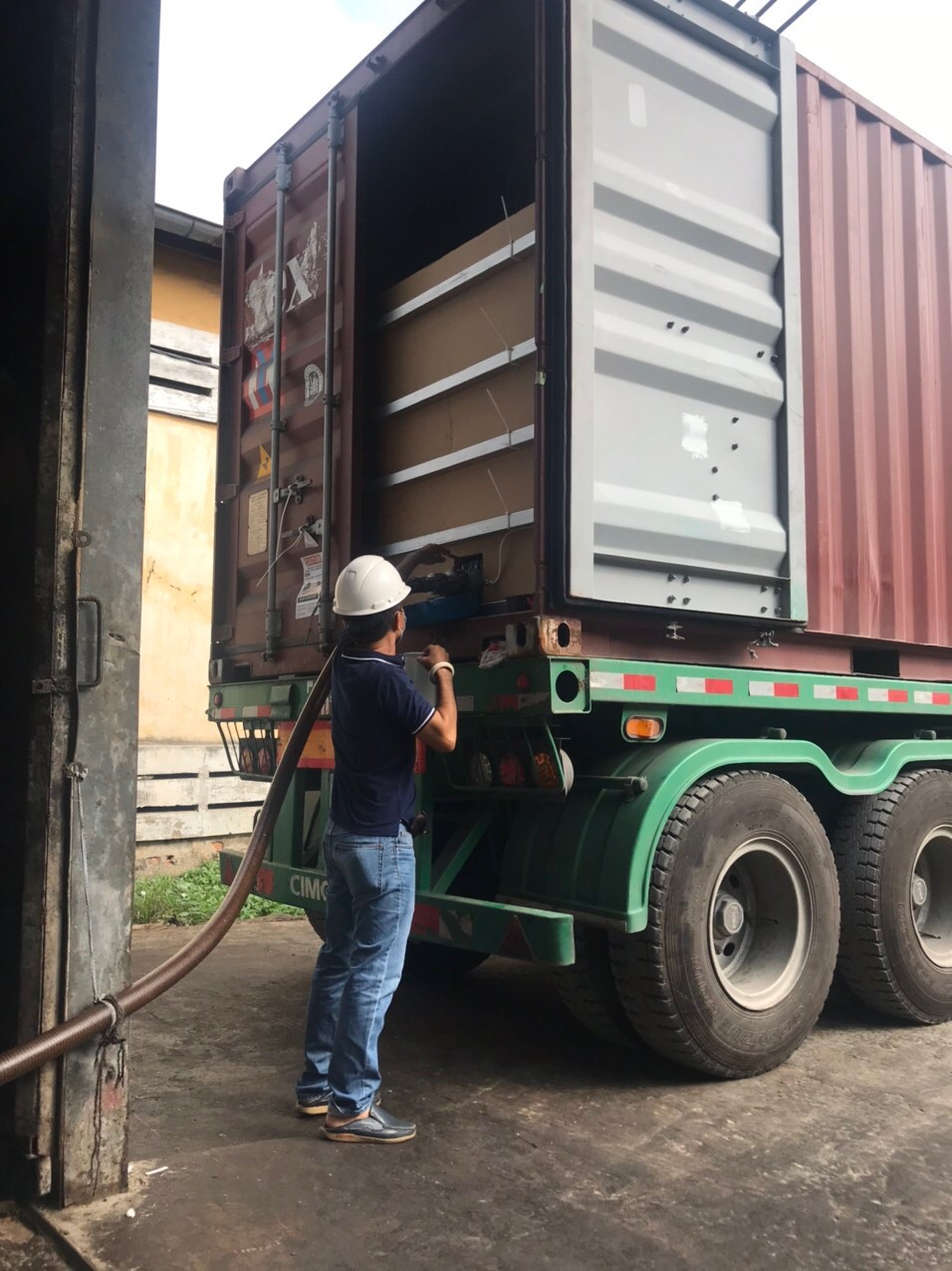 Thu Gom Dầu Đã Qua Sử Dụng Thu Gom Dầu Đã Qua Sử Dụng